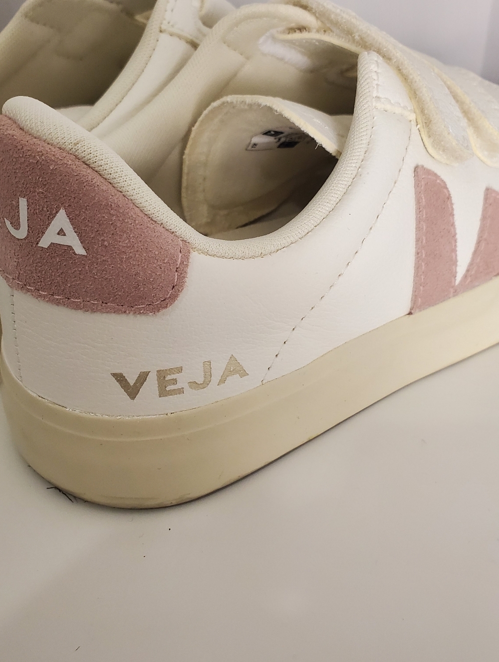 VEJA Womens Recife Logo Sneakers Size 5 - Picture 7 of 16